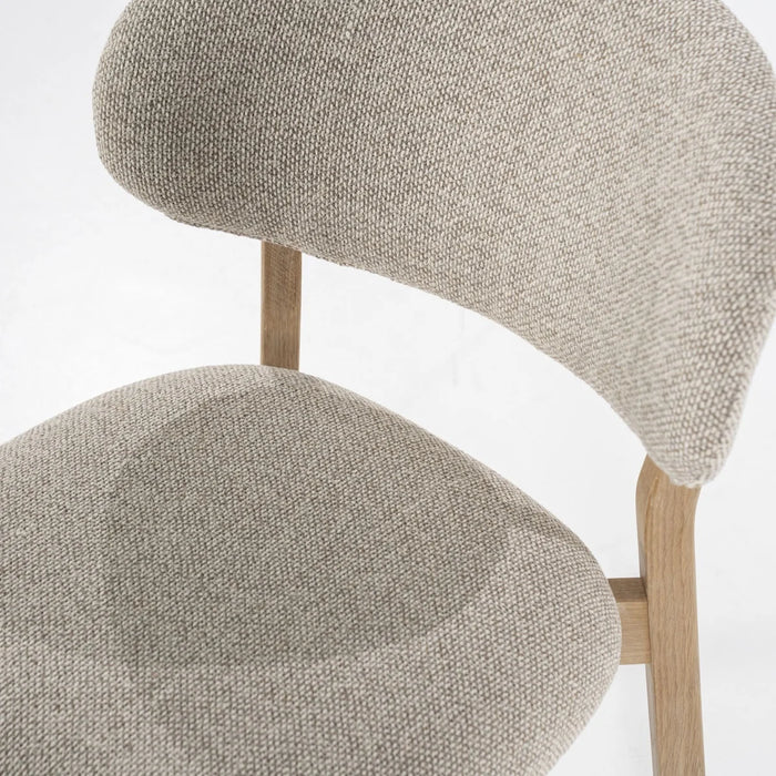 Eetkamerstoel_Mikky_Naturel_Taupe_Moon_Eleonora_ByBoo_Sevn_Dutch_Interior_976175_Seinen_Nieuwleusen_1200x1200_4-4-2025_6