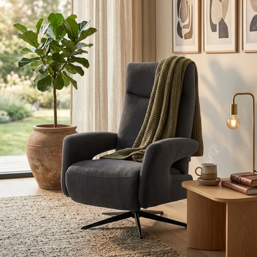 Relaxfauteuil Puk met verstelbare rug en voetenklep in interieur