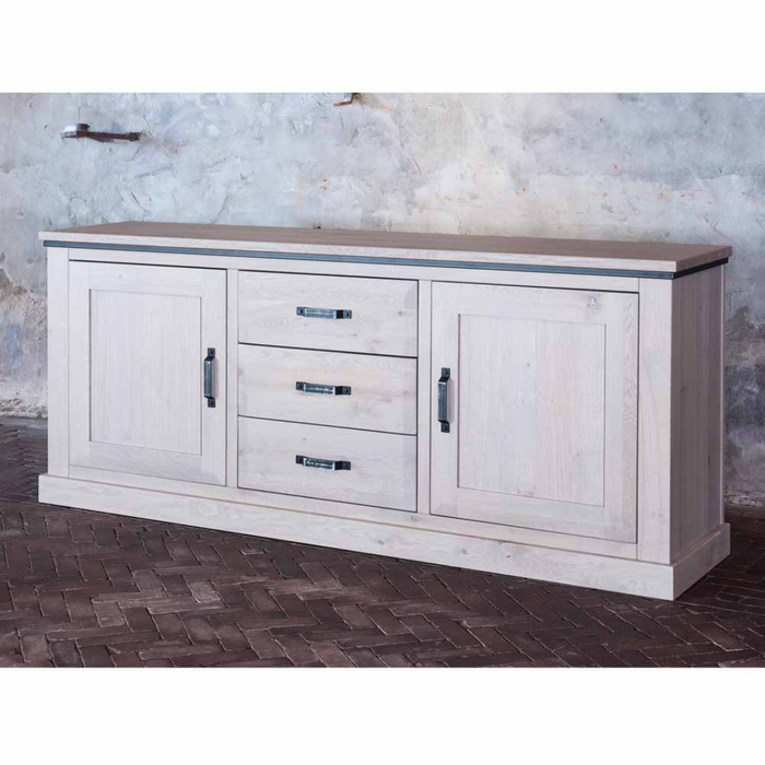 Dressoir Trial