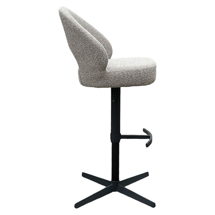 Barkruk Saint Tropez van LABEL51 in Mushroom Royal Boucle met zwart metalen onderstel bij Seinen Nieuwleusen zijaanzicht