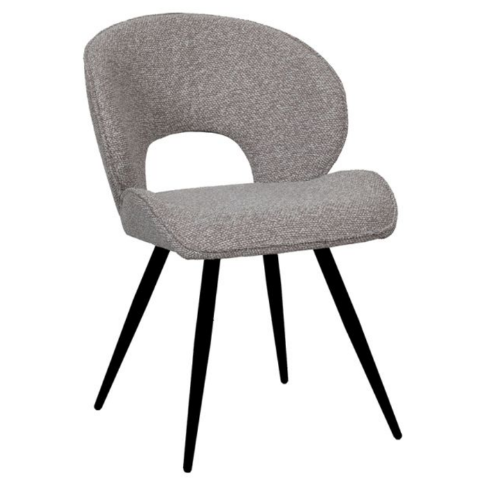 Eetkamerstoel Sakura van LABEL51 in Mushroom Royal Boucle met zwart metalen onderstel bij Seinen Nieuwleusen